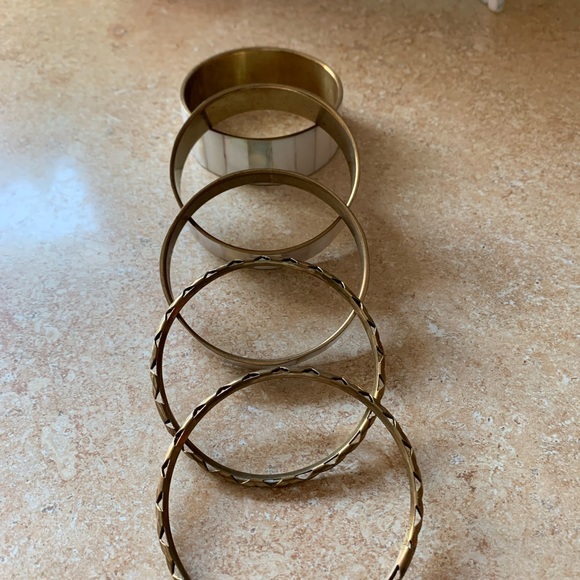 Bangle bracelets - Picture 2 of 3